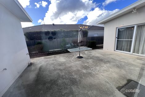 Property photo of 10 Roxburgh Street Franklin ACT 2913