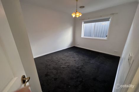 Property photo of 10 Roxburgh Street Franklin ACT 2913