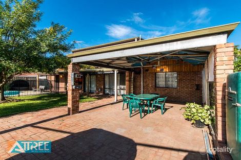 Property photo of 11 Heron Court Camillo WA 6111