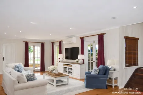 Property photo of 28 Vimy Street Bardon QLD 4065