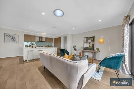 Property photo of 6 Gazelle Way Wollert VIC 3750