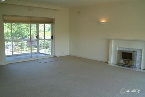 Property photo of 11/13 Mernda Road Kooyong VIC 3144