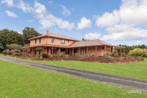 Property photo of 2 Grange View Kilmore VIC 3764