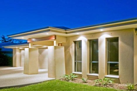 1 Salamander Rd, Wadalba, NSW 2259