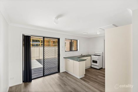 Property photo of 2/5 Marks Point Road Marks Point NSW 2280