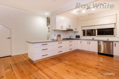 Property photo of 84 Koornalla Crescent Mount Eliza VIC 3930