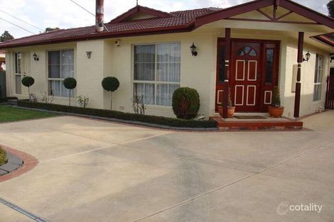 Property photo of 36 Kernot Crescent Noble Park North VIC 3174