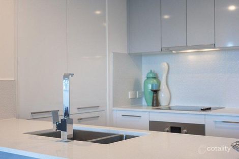 Property photo of 210/24 Ernest Street Morningside QLD 4170