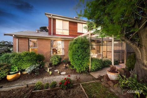 Property photo of 3 Gwenmay Court Ringwood North VIC 3134