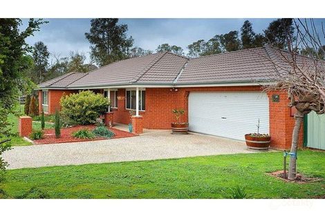 Property photo of 96 Crawshaw Crescent Glenroy NSW 2640