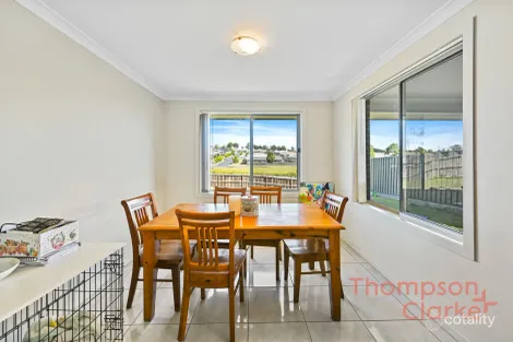 Property photo of 5 Lavender Close Gillieston Heights NSW 2321
