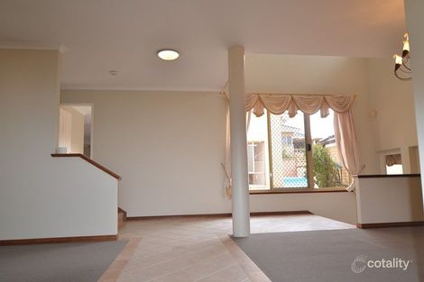 Property photo of 30 Whitfeld Terrace Winthrop WA 6150