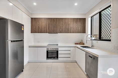 Property photo of 27/27 Sunflower Crescent Calamvale QLD 4116