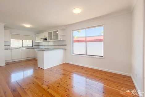 Property photo of 3 Farrington Close Caves Beach NSW 2281