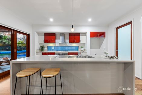 Property photo of 15 Kooyong Close Officer VIC 3809