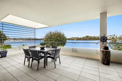 4/2 STRATHROY CL, CABARITA, NSW 2137