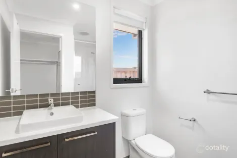 Property photo of 20 Falcata Avenue Werribee VIC 3030