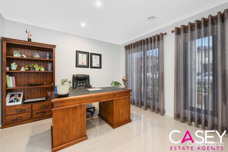 Property photo of 11 Beacon Drive Cranbourne North VIC 3977