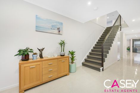 Property photo of 11 Beacon Drive Cranbourne North VIC 3977