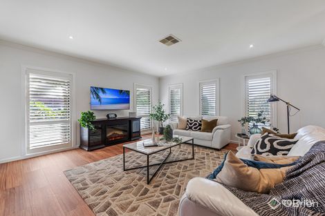 Property photo of 19 Keylana Drive Keysborough VIC 3173