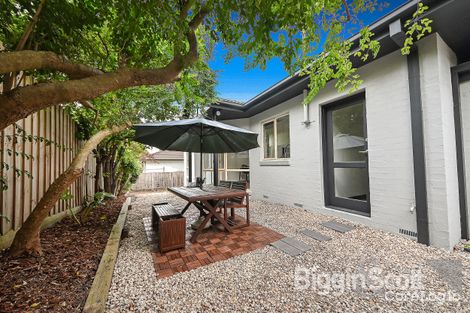 Property photo of 24 Aurisch Avenue Glen Waverley VIC 3150