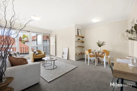 Property photo of 7/297 Upper Heidelberg Road Ivanhoe VIC 3079