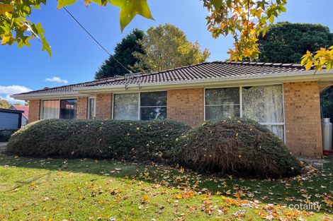 64 North St, Robertson, NSW 2577