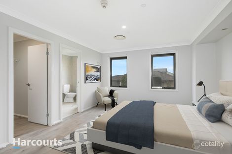 Property photo of 5 Logonia Crescent Mount Annan NSW 2567