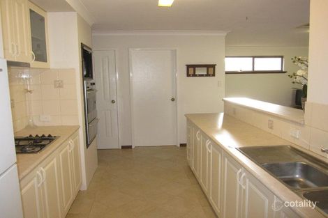 Property photo of 12 Colonial Drive Bibra Lake WA 6163
