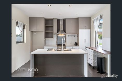 Property photo of 1/91 Oakdowns Parade Oakdowns TAS 7019