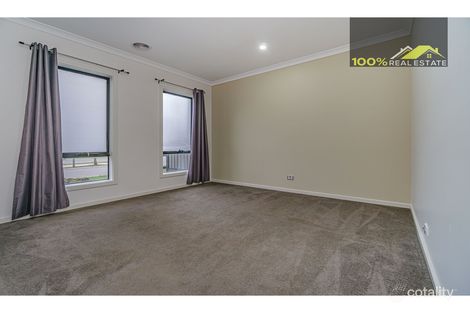 Property photo of 80 Moor Park Drive Craigieburn VIC 3064