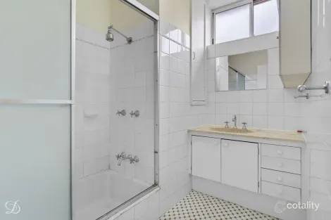 Property photo of 1/439 Bowen Terrace New Farm QLD 4005