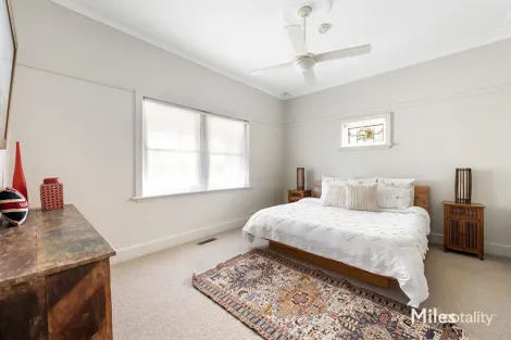 Property photo of 121 Ford Street Ivanhoe VIC 3079