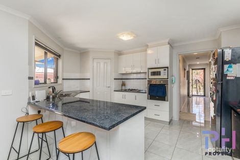 Property photo of 3 Edgewater Close Eaglehawk VIC 3556