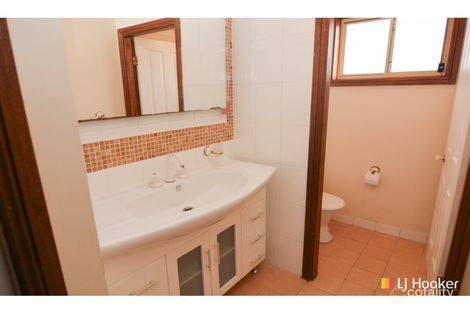 Property photo of 3 Henderson Place Lithgow NSW 2790