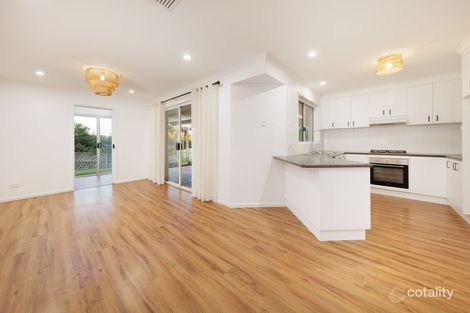Property photo of 8 Flag Place West Wodonga VIC 3690
