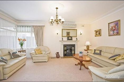 Property photo of 3 Logie Court Oakleigh VIC 3166