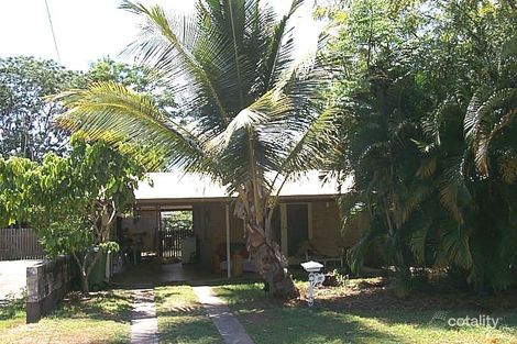 12 Fern St, Holloways Beach, QLD 4878