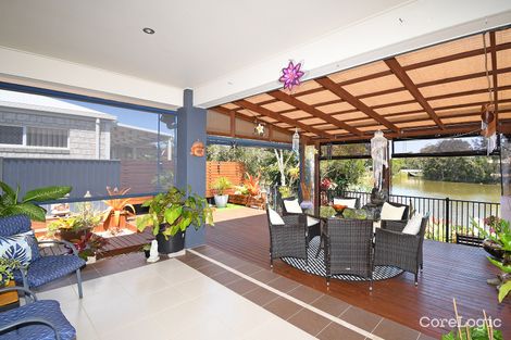 Property photo of 17 Satinwood Avenue Urraween QLD 4655