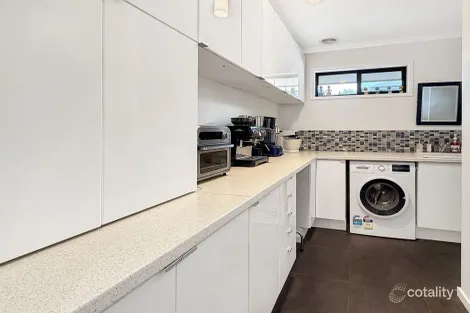 Property photo of 5 Reynolds Drive Numurkah VIC 3636