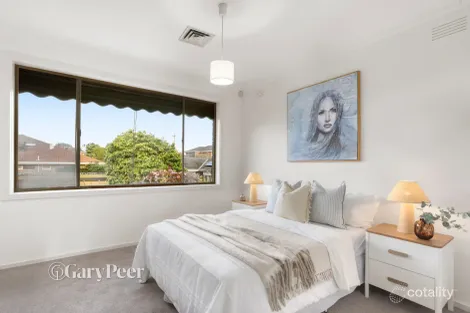 Property photo of 37 Laura Street Caulfield South VIC 3162