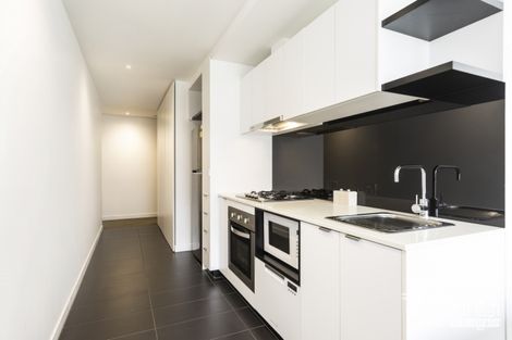 Property photo of 402/7 Katherine Place Melbourne VIC 3000