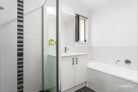 Property photo of 5 De Graaf Street Bellbird Park QLD 4300