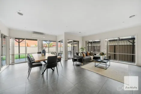 Property photo of 3 Pembrey Road Cairnlea VIC 3023