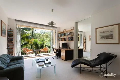 Property photo of 160 Sutherland Street Paddington NSW 2021