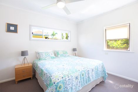 Property photo of 40 Playfair Road North Curl Curl NSW 2099