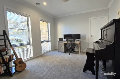 Property photo of 16 Thorby Avenue Dubbo NSW 2830