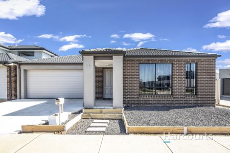 4 Scorpio Rd, Weir Views, VIC 3338