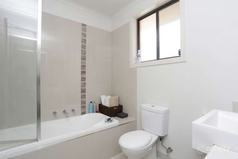 2/11 Nardoo Ct, Clarinda, VIC 3169