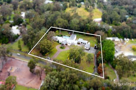 Property photo of 20 Greentree Crescent Forest Lake QLD 4078